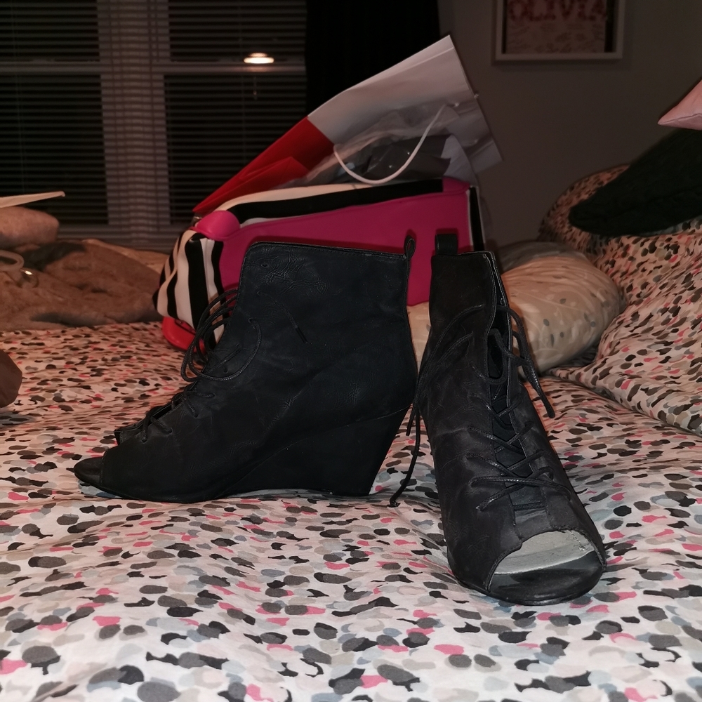 Womens Wedge Shoes